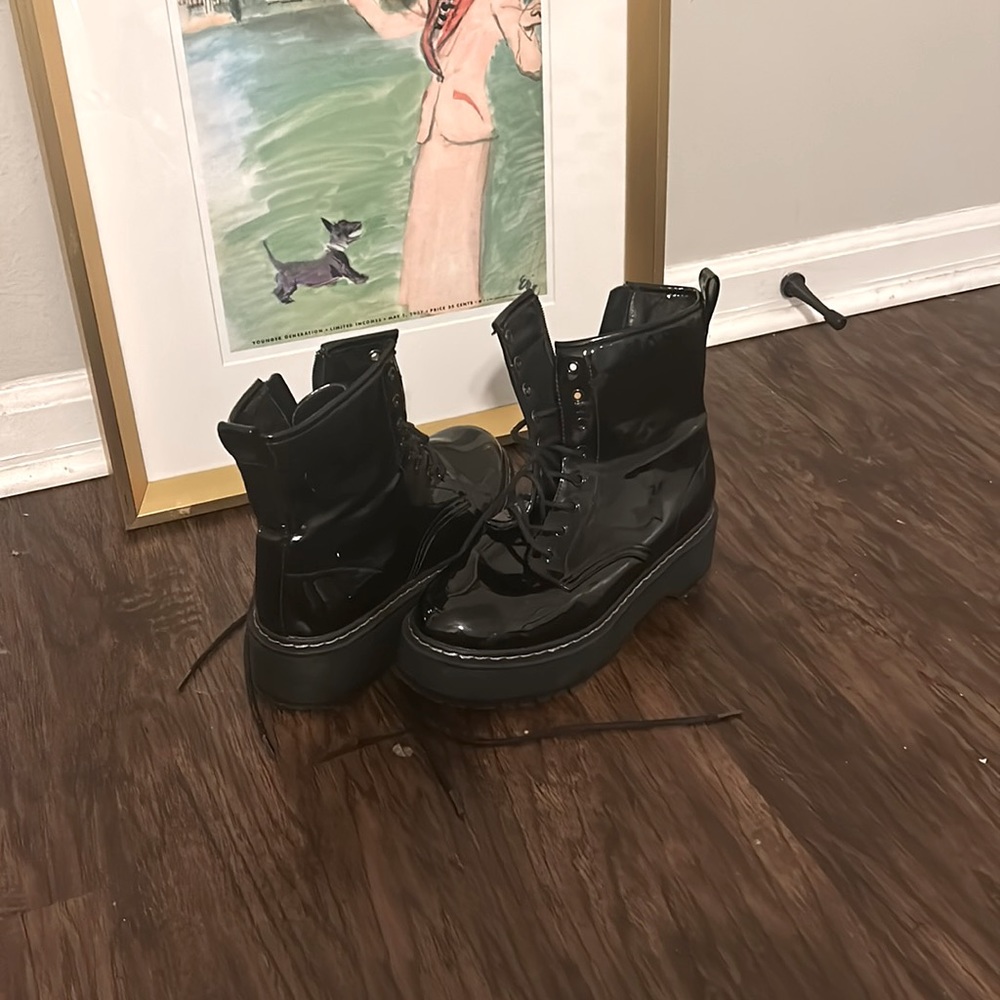 Steve Madden boots